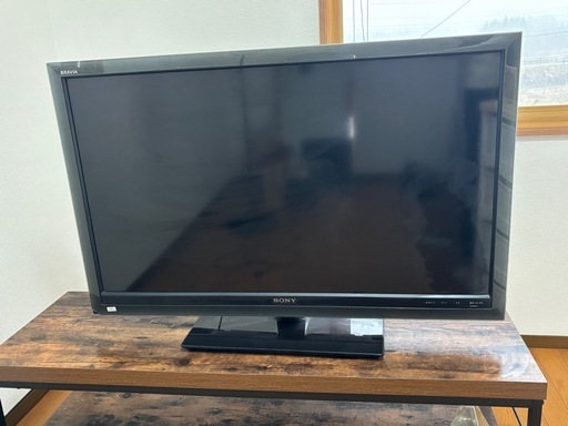 ソニー BRAVIA KDL-40F5は、2009年製　40V型フルハイビジョン液晶テレビ