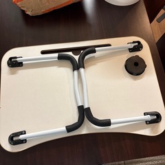 机　足が折れて片方うまく立ちませんの画像