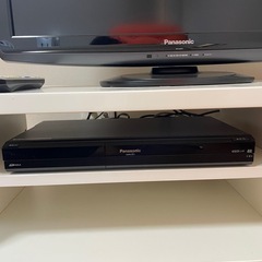 液晶テレビ　DVDレコーダー　テレビ台　3点セット　まとめ売りの画像