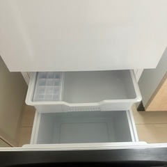 【12/30正午まで/値段交渉可能です！】Hisense 冷蔵庫 HR-D15F/自動霜取り の画像