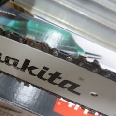 makita マキタ M502 チェンソー 250mm 100V/程度良品・中古品・現状渡し/ 切断機 木工 電動工具の画像