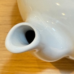 A7185【ルクルーゼ】ティーポット ホワイト 600mlの画像