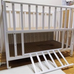 ベビーベッドの画像