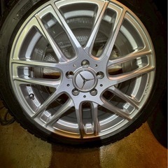 ミシュラン 225/40R18 AFGホイール スタッドレス メルセデスベンツの画像