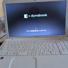 Toshiba dynabook ホワイトの画像