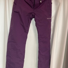 VOLCOM レディースカラフルチェック柄スノーボードウェア上下セットおまけ付きの画像