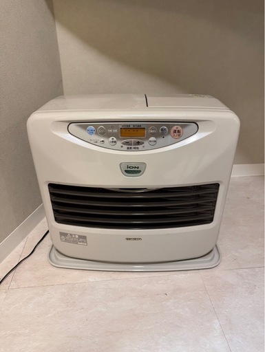 コロナ 石油ファンヒーター (N) 国際センターの季節、空調家電《ファン