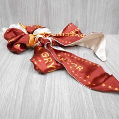 ( E-152 )USJ ハリーポッター リボン ヘアゴム シュシュ グリフィンドール 中古の画像