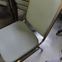 T-091 リサイクル品 オフィス用 スタッキングチェア SH470mmの画像