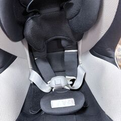 チャイルドシート　ＣＡＲＭＡＴＥ（カーメイト） エールベベ・クルット NT プレミアム ALB831 モノブラックの画像