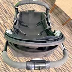 アップリカ    マジカルエアー ベビーカーの画像