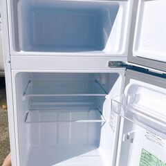 M671 Hisense 冷蔵庫 2ドア 87L ホワイト 2023年製 HR-B91HW の画像