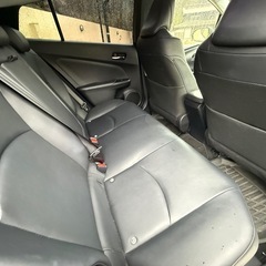 極美⭐︎車検9年8月！50プリウスSツーリング！9インチナビ 本革 TV Bluetooth シートヒーター付！元TOYOTA認定中古車⭐︎傷凹みひとつありません⭐︎の画像