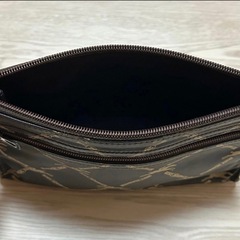 Longchamp ロンシャン ポーチ 訳あり 縦15×横24×まち55cmの画像