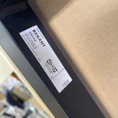 昇降式デスク IKEA BEKANT の画像