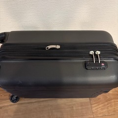 スーツケースの画像