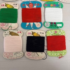 いろいろボタン糸の画像