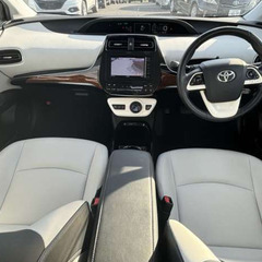 【💥月々19,000円〜】トヨタ プリウス｜自社ローン◎の画像