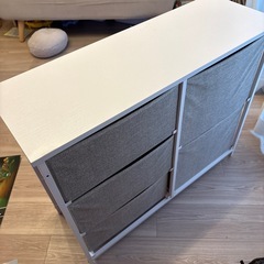 収納家具・引き出し(ラック)の画像