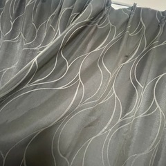 カーテンの画像