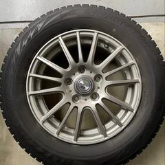 スタッドレスタイヤホイールセット195/65R15の画像