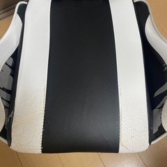 無料でお譲りします！ゲーミングチェアーの画像
