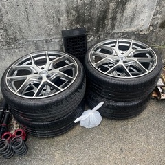 受付終了しました。ラルグス車高調　19インチホイールの画像