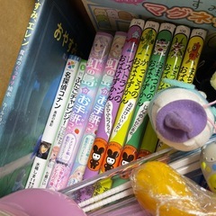 女の子　　プリキュア　グッズ衣装　本などの画像