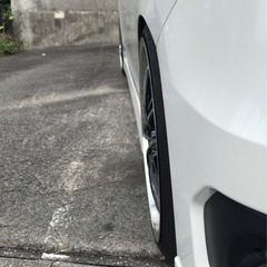 受付終了しました。ラルグス車高調　19インチホイールの画像