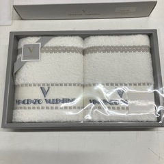 2512-670 ヴィンチェンツォ・ヴァレンティノ　舌噛みそー　フェイスタオル2枚組の画像