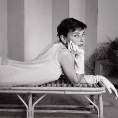 未開封 オードリー・ヘップバーン Audrey 2026年カレンダー ポスターの画像