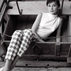 未開封 オードリー・ヘップバーン Audrey 2026年カレンダー ポスターの画像