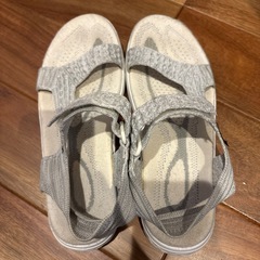 Teva レディースサンダル　24.0cm
の画像