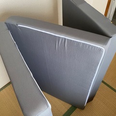 三つ折りマットレスの画像