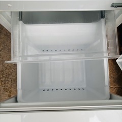 直接引き取り大歓迎⭐︎大阪府下又は近郊は配送設置込み🉑 YAMADA 156L 冷凍冷蔵庫 YRZ-F15G12019年製/YMJ124-24の画像