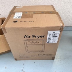 【美品】ノンフライヤー / エアフライヤー (動作良好) 帰国に伴い、大切に使っていただける方にお譲りします。の画像