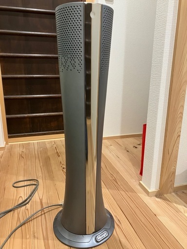 お値引き中★デロンギ  空気清浄機能付きファン(温風、冷風両方でます)