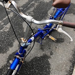 【チェーン、ケーブル系新品】20インチ折りたたみ自転車 6速ギアの画像