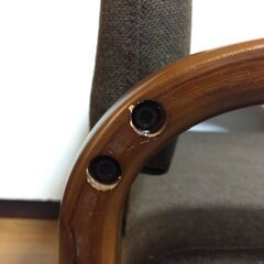 【リサイクルストアスターズ吉野店】思いやり高座椅子 膝痛・腰痛予防 座椅子 木製アームレスト付き ブラウンの画像