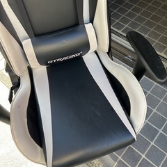 GTRACING ゲーミングチェア ブラック/ホワイト の画像