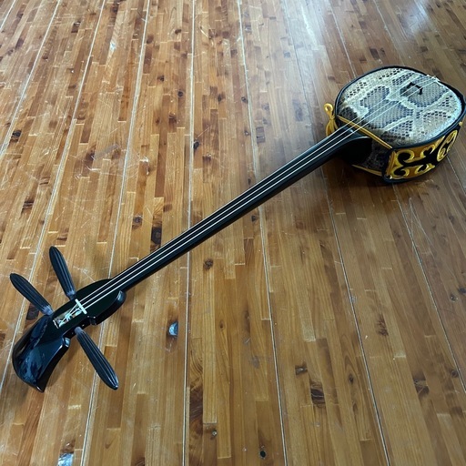 ◼️美品◼️本皮強化張り三線◼️ (風の又三郎) 宮古島の弦楽器