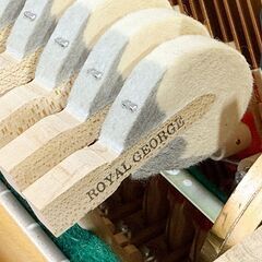 小型・木目アップライトピアノ　調律1回付　現物確認・試弾大歓迎！の画像