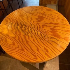 丸型！円形テーブルの画像