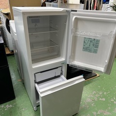 【ドリーム川西店御来店限定】☆ジモティー見たよ♪割引☆ アクア 2ドア冷蔵庫 AQR-14E2 135 2022 動作確認／クリーニング済み 【99560000043503】の画像