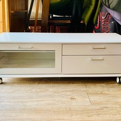 美品✨キャスター付きテレビボード【グッディーズ】の画像