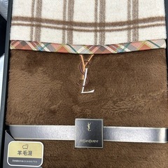 11246😸 箱入り毛布 ウール混アクリル毛布 イブサンローラン 毛布の画像
