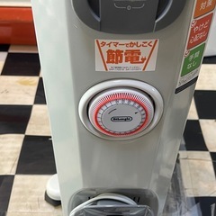 【リサイクルサービス八光】幅24.5㎝　デロンギ　オイルヒーター ミディアムグレー　H770812EFSN-GY 10畳までの画像