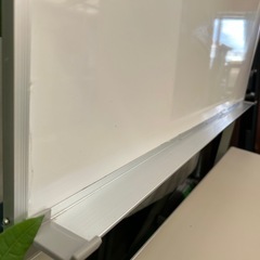 スタンド式ホワイトボードの画像