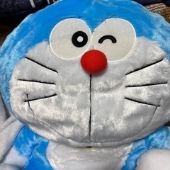 ドラえもん大きめぬいぐるみの画像