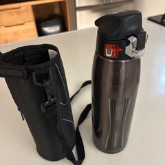 水筒　大きめの画像
